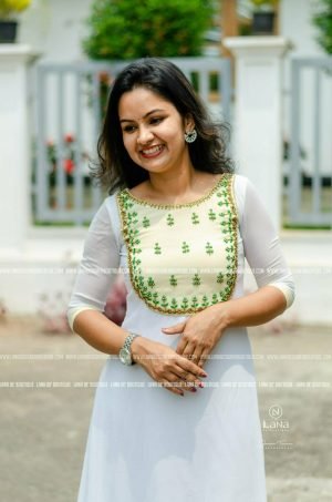 Vishu Kurti: LN11008