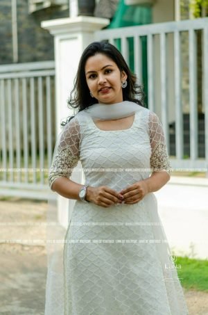 Easter Kurti: LN10929