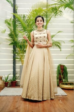 BRIDAL LEHENGA:LN23663