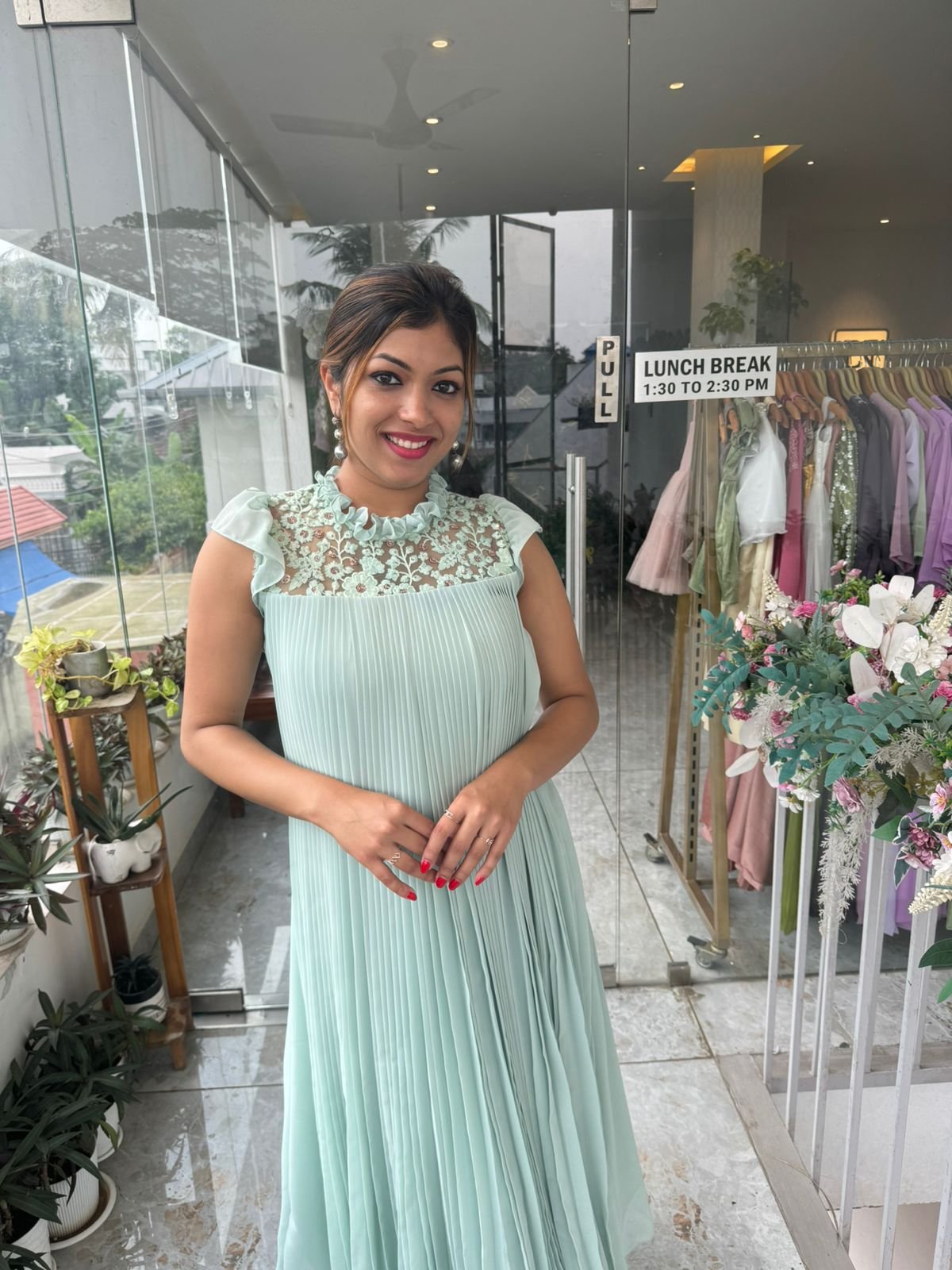 WhatsApp Image 2024-12-04 at 12.04.48 (1)