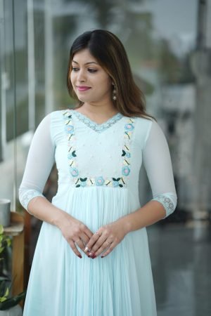 kurti: LN55389