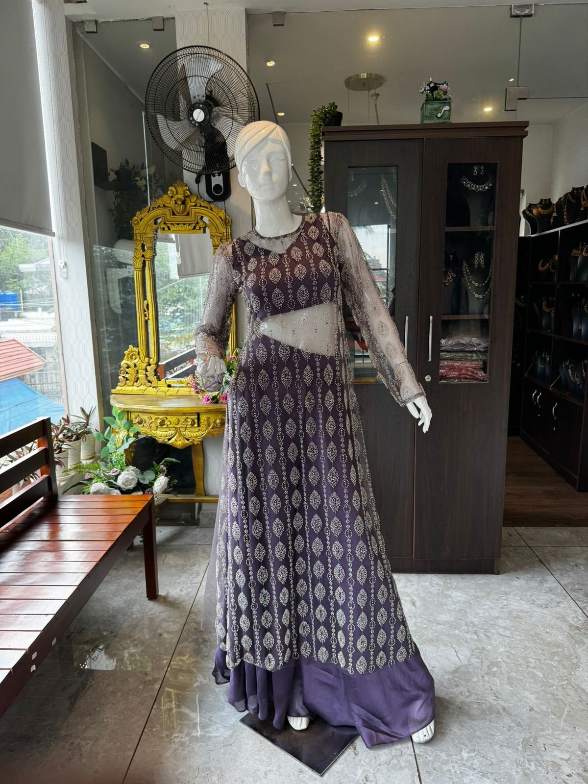 kurti:LN62905