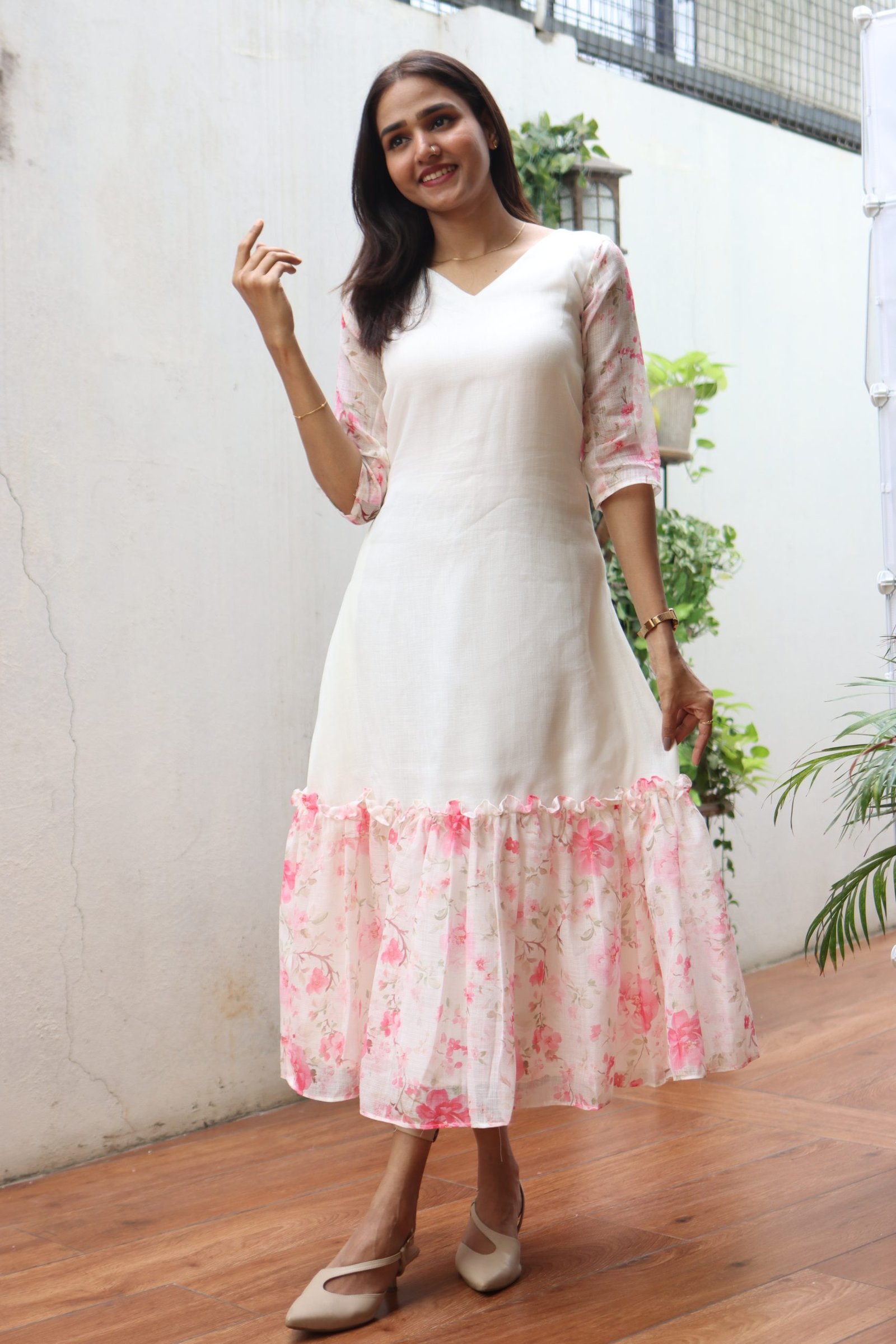 Kurti:LN64054